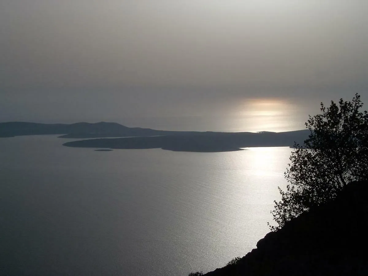 Vila Mirta Nerezine Tatil Evi