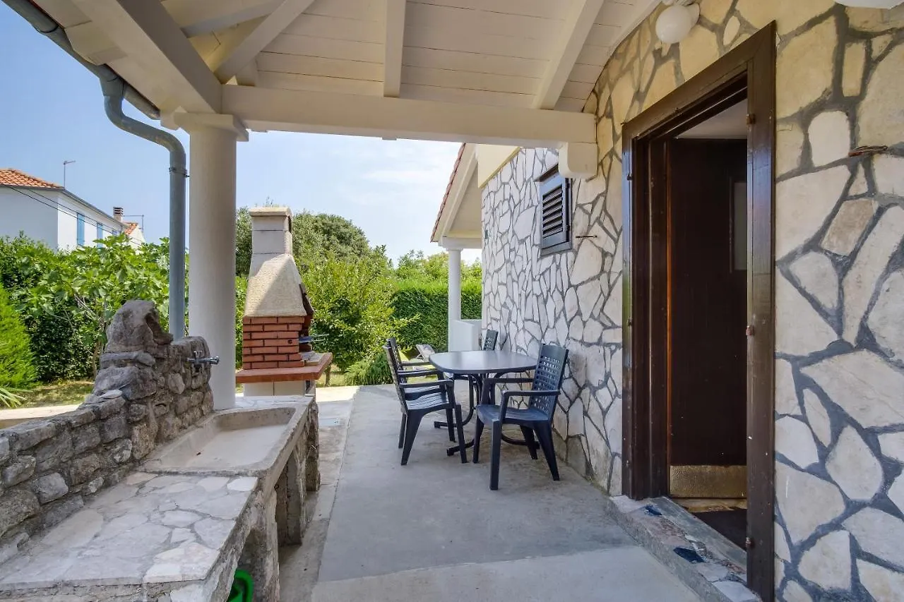 Vila Mirta Villa Nerezine Croatia
